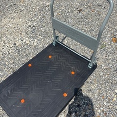 カインズ KUROCKER’S サイレントカート 400kg 荷台の画像