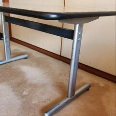 テーブル差し上げます。の画像