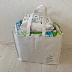 大人　オムツの画像