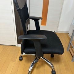デスクチェア
の画像