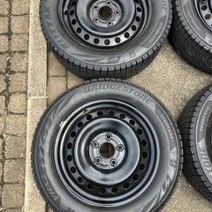 更新・値下げ　 週末限定　ブリヂストン　
スタッドレス　205/55R16　ブリザックVRX2 2022製造の画像