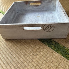 木箱の画像
