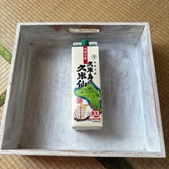 木箱の画像