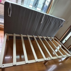シングルベッドの画像