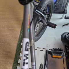 値段交渉お待ちしてます!正規BMX １６インチの画像