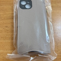 グレー iPhone 15 ケース ジッパー付きの画像