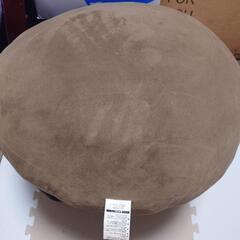 ニトリ　モチモチクッション　直径60の画像