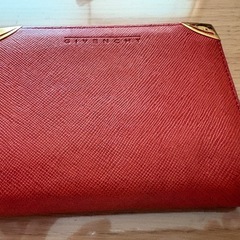 GIVENCHY（ジバンシー）二つ折り財布 レザー  レッド【中古】の画像