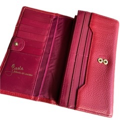 中古品 ロベルタ モア本革長財布 赤の画像