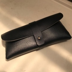 サングラス　ケース付きの画像