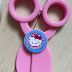サンリオ　ハローキティー　お医者さんセット　おもちゃ　子ども向けの画像