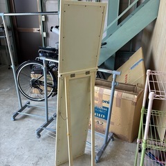 スタンドミラーの画像