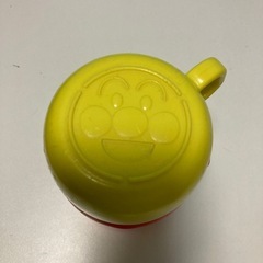 中古アンパンマン水筒の画像