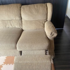大塚家具3人かけソファの画像