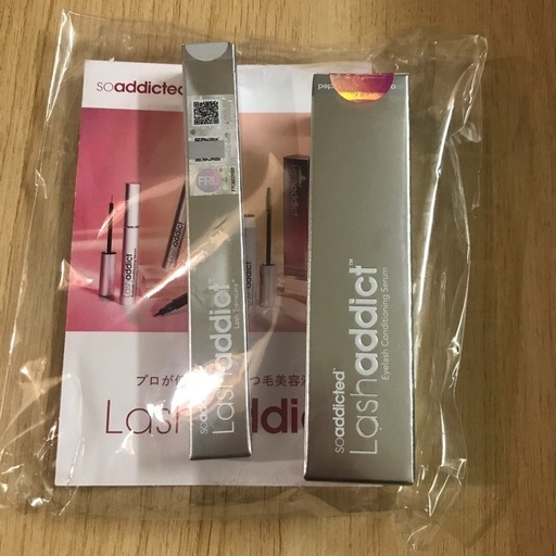 ラッシュアディクト　美容液＋マスカラ