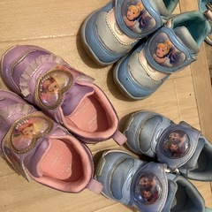 女児16cm靴おまけ含め5足の画像