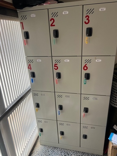 業務用ロッカー