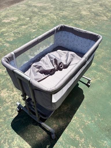 0473 美品 ZOOBLY ベビーベッド グレー