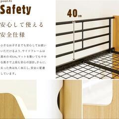 二段ベッド、階段付き、マットレス付きの画像