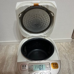【週末セール】象印　炊飯器　NL-BB05 3合炊きの画像