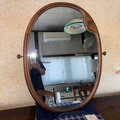 【投げ売り】家具調ドレッサー用の特大鏡(丸型)の画像