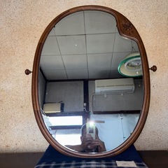 【投げ売り】家具調ドレッサー用の特大鏡(丸型)の画像