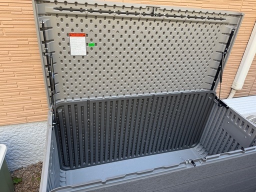 LIFETIME 165ガロン 750L 屋外収納物置  