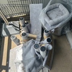キャットタワー中古　無料　取りに来てくれる方の画像