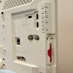 【武蔵小山店】　シャープ　アクオス　AQUOS　2T-C22ADW 22型　22インチテレビ　液晶テレビ　白いテレビ　小型テレビ　サブテレビ　一人暮らし　寝室用　ゲーム用モニター　テレビ　SHARP　2018年製　地デジ　BS　CS　HDMI　リモコン　付き テレビの画像