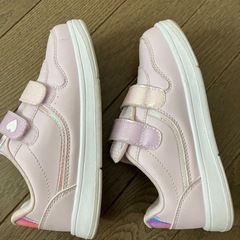 女児スニーカーの画像