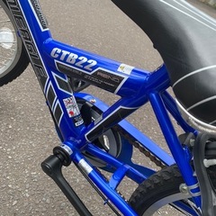 美原店 アメリカンイーグル 22インチ 自転車 ６段階変速　ブルーの画像