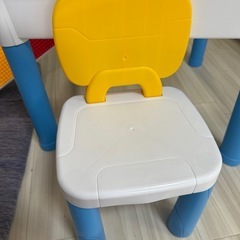 ブロック机の画像