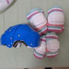 子供用、ヘルメット、膝、肘プロテクターの画像