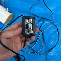 シガーソケット電源で動く扇風機の画像
