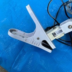 シガーソケット電源で動く扇風機の画像