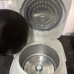 【ハイアール 炊飯器】【3合炊き】2024年製★クリーニング済み/6ヶ月保証付き【管理番号10208】野の画像