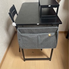 おまけ付き　美品　ドレッサー&デスクと椅子のセットの画像