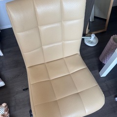 キャスター付き チェア　の画像