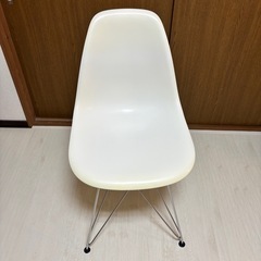 【取引完了】丸テーブル1台　チェア2脚　セットの画像