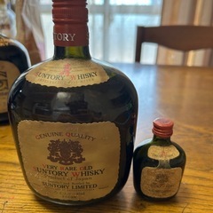 サントリー特級オールドウイスキーの画像