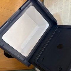 ほぼ新品 車載用 15L冷凍冷蔵庫 DC12/24V AC100V対応の画像