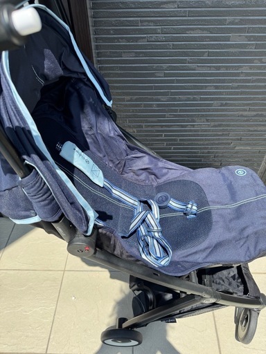 折り畳みベビーカー　サイベックスリベル