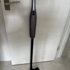 コードレス掃除機／フローリング用・使用感あり・格安でお譲りします✨ 