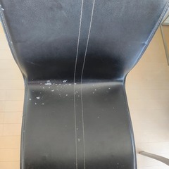 ダイニングテーブルの画像