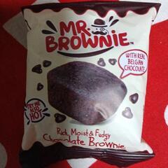 超お🉐　人気のMR.BROWNIE　チョコレートブラウニー　１袋(８個入り)　８／３(日)　am６時〜am１０時　フリマーケットにて　西川田駅北側踏切際の画像