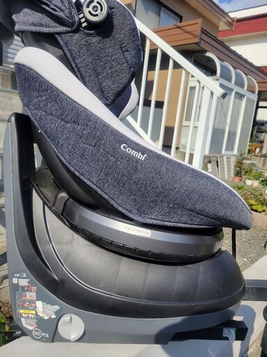 チャイルドシート　コンビ ISOFIX