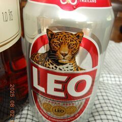 SangSon センソム タイ産　ラム酒　１L　４０％　∔　タイ産ビール　LEO 　３３０ｍL 　５％　1本の画像