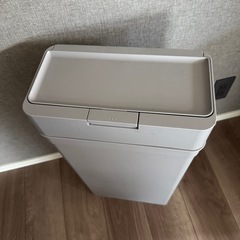 ダストボックスの画像