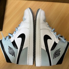 Nike Air Jordan 1 Mid "Ice Blue Nubuck" 28.5cmの画像