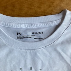 Under Armour アンダーアーマー 白　Tシャツ 150 YLG 男女の画像
